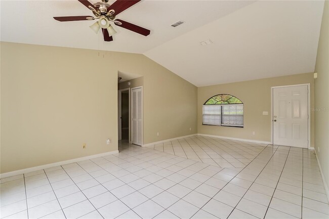 1790 W Acadian Dr, Unit 2622 in Deltona, FL - Building Photo - Building Photo