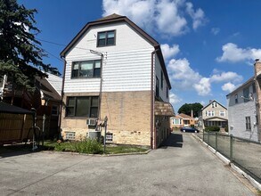 3707 N Nora Ave in Chicago, IL - Building Photo - Building Photo