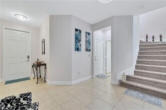 5906 NW 46th Ln in Lauderhill, FL - Building Photo - Building Photo