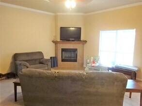 6605 Alvin Dr in Killeen, TX - Foto de edificio - Building Photo