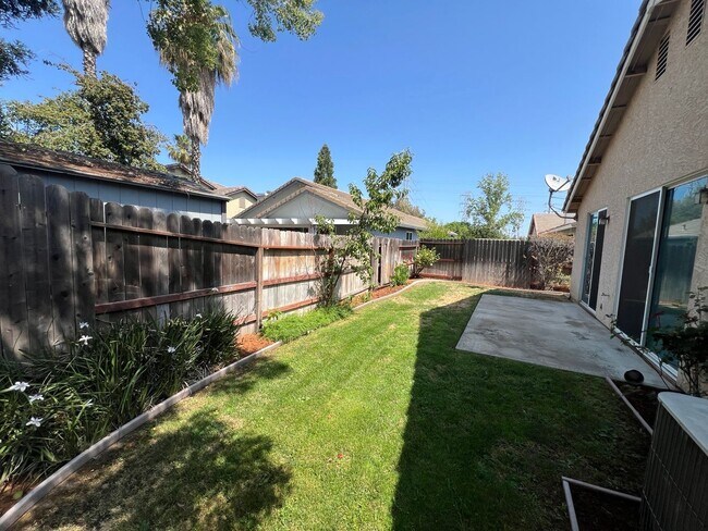 1209 Newmark Way in Folsom, CA - Building Photo - Building Photo