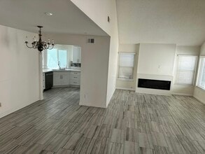 2300 Greenwich Dr in Fullerton, CA - Building Photo - Building Photo