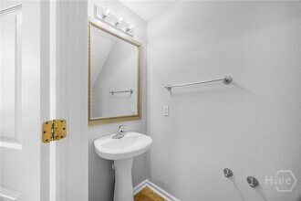 8 Falkland Ave in Savannah, GA - Building Photo - Building Photo