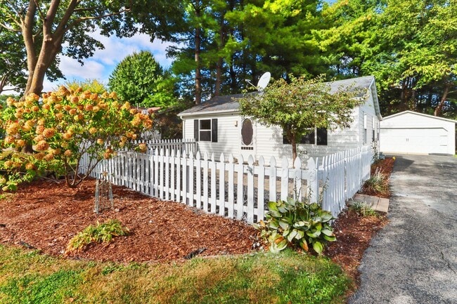 property at 1006 Bailey Rd