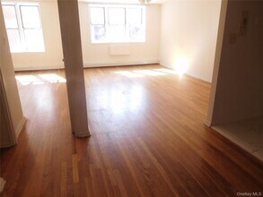 34-20 Parsons Blvd in Queens, NY - Building Photo - Building Photo