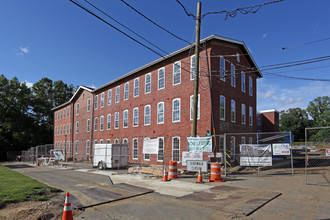 Union Eagle Apartments in Bordentown, NJ - Building Photo - Building Photo