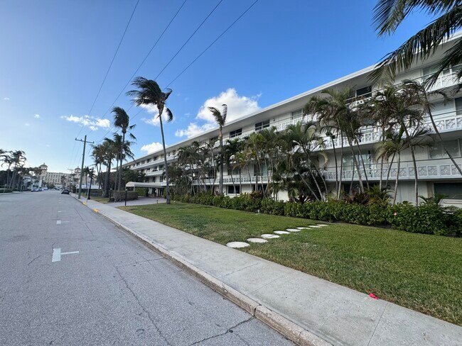 property at 139 Sunrise Ave