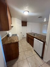 725 L St in Bakersfield, CA - Building Photo - Building Photo