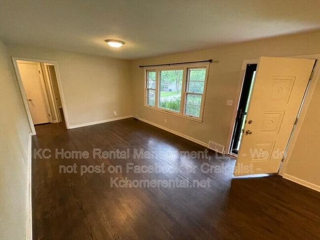 5311 Reeds Rd in Mission, KS - Building Photo - Building Photo
