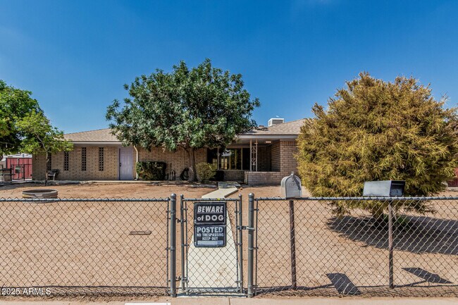 9048 E Grandview St in Mesa, AZ - Building Photo - Building Photo