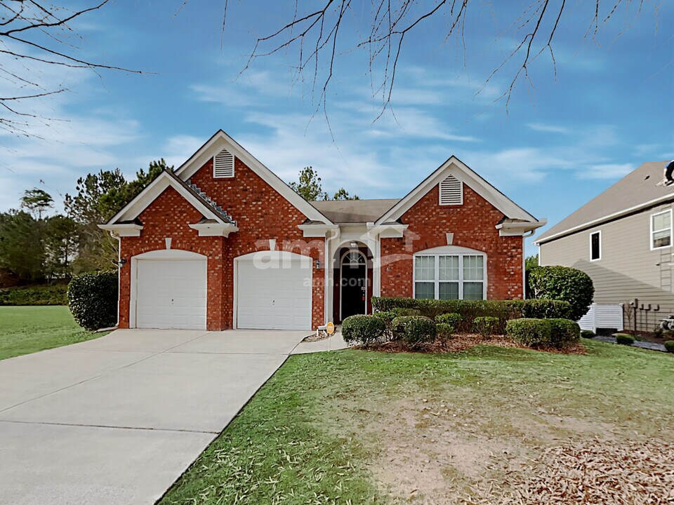 3455 Arbroath Dr in Douglasville, GA - Building Photo