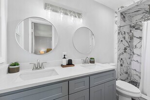 399 W Sandtown Rd SW in Marietta, GA - Building Photo