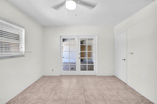 property at 3370 N 47th Ave