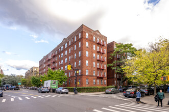 1890 E 5th St in Brooklyn, NY - Foto de edificio - Building Photo