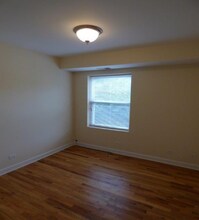 4606 N Monticello Ave, Unit 3S in Chicago, IL - Foto de edificio - Building Photo