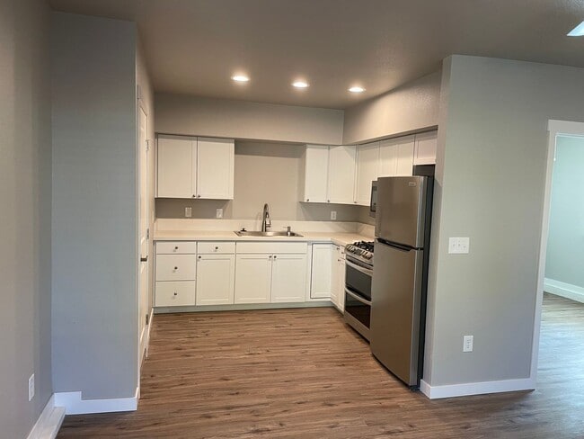 15 Forrest Ave in Lodi, CA - Building Photo - Building Photo