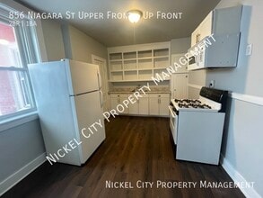 856 Niagara St in Buffalo, NY - Building Photo - Building Photo