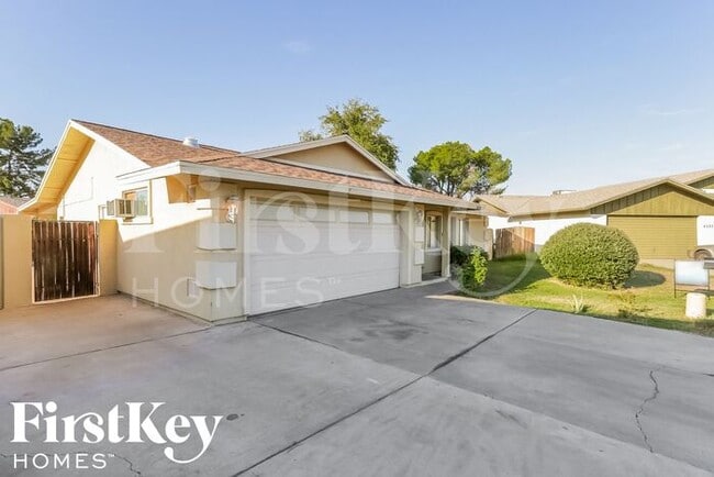 4519 W San Miguel Ave in Glendale, AZ - Building Photo - Building Photo