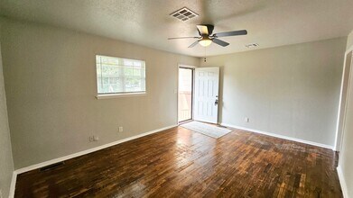 1635 NE 50th St in Oklahoma City, OK - Building Photo - Building Photo