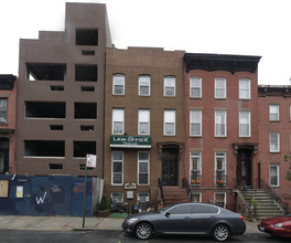 154 1/2 Washington Ave in Brooklyn, NY - Building Photo - Primary Photo