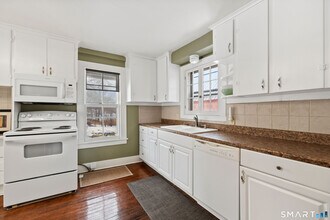 263 Seymour Rd in Woodbridge, CT - Building Photo - Building Photo