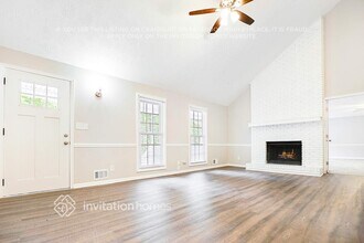 3783 Carolyn Farm Rd in Douglasville, GA - Foto de edificio - Building Photo