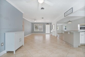 2441 Tarpon Dr in Miramar, FL - Building Photo - Building Photo