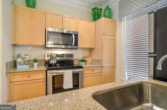 property at 100 Ladson Ct