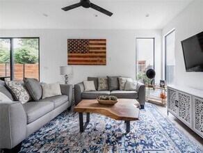 1103 Cherico St in Austin, TX - Building Photo - Building Photo