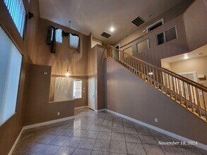 8552 Gold Flash Ave in Las Vegas, NV - Building Photo - Building Photo