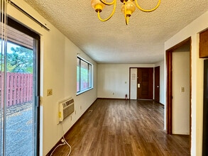 510 E Dalke Ave in Spokane, WA - Foto de edificio - Building Photo