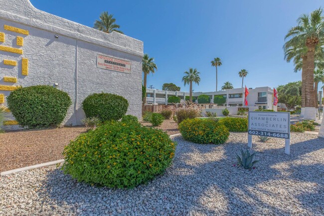 Revival Midtown NEW in Phoenix, AZ - Foto de edificio - Building Photo