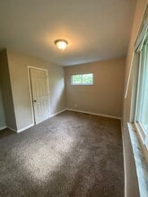 2740 Baker Ave in Cincinnati, OH - Building Photo - Building Photo