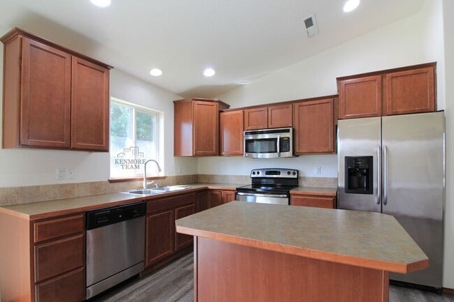 4608 Yucatan Ct in Pasco, WA - Building Photo - Building Photo