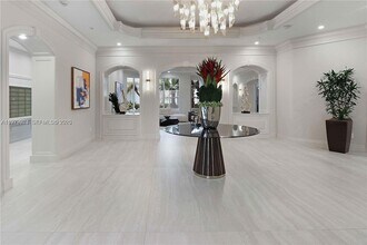 3802 NE 207th St, Unit 1101 in Aventura, FL - Foto de edificio - Building Photo