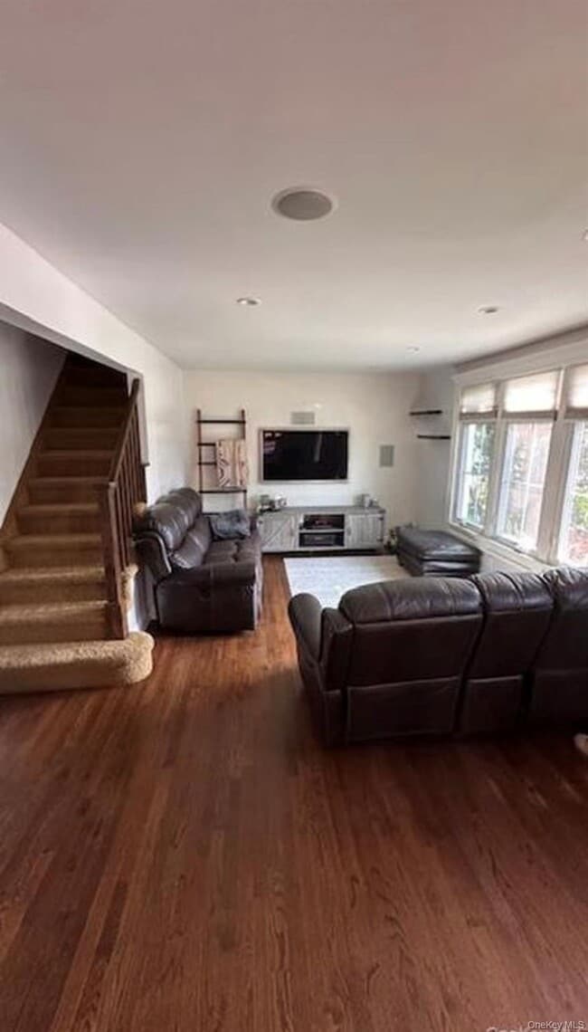 property at 422 St Agnes Pl