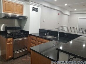 90 Warrenton St in Boston, MA - Building Photo - Building Photo