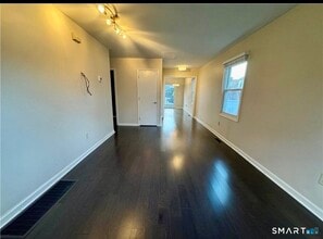 41 Nash Pl in Norwalk, CT - Building Photo - Building Photo