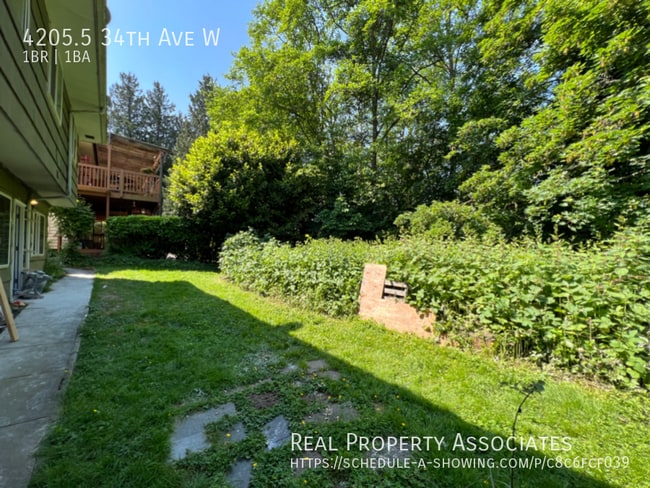 4205.5 34th Ave W in Seattle, WA - Building Photo - Building Photo