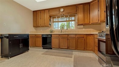 3814 Michelson St in Lakewood, CA - Building Photo - Building Photo