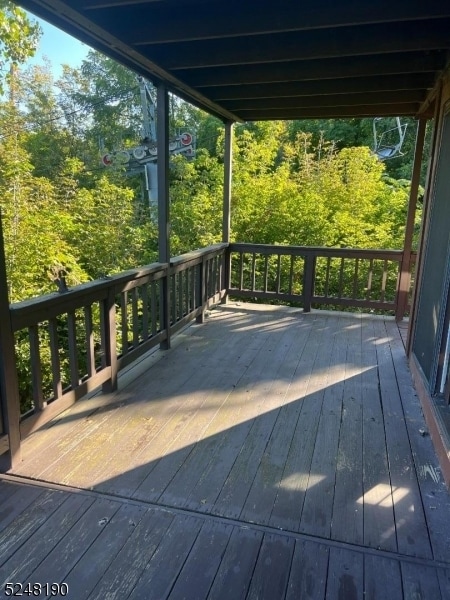 2 Stowe Ct in Vernon, NJ - Foto de edificio - Building Photo