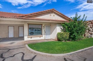 1075 1400 W St in Saint George, UT - Building Photo