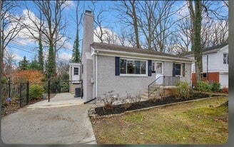 1253 Cresthaven Dr in Silver Spring, MD - Building Photo