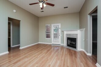 8207 Cross Point Dr in Olive Branch, MS - Building Photo - Building Photo