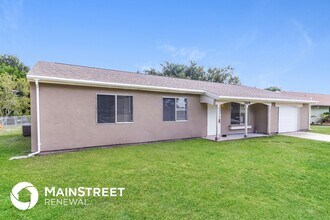 349 SW Cherryhill Rd in Port St. Lucie, FL - Building Photo - Building Photo