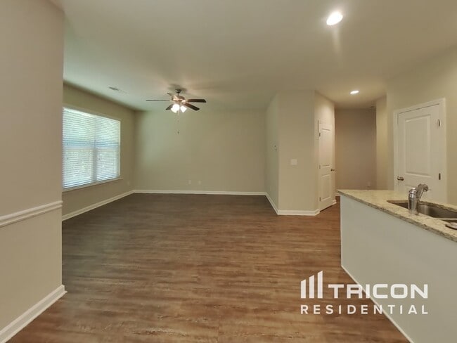 2298 Shady Dr in Morrow, GA - Building Photo - Building Photo