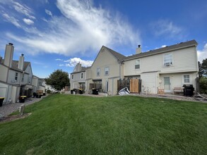 9830 W Cornell Pl in Lakewood, CO - Building Photo - Building Photo