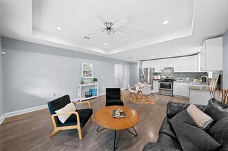 1228 Jones St in Greenville, TX - Building Photo - Building Photo