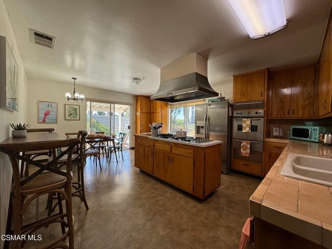 1617 Susan Dr in Thousand Oaks, CA - Building Photo - Building Photo