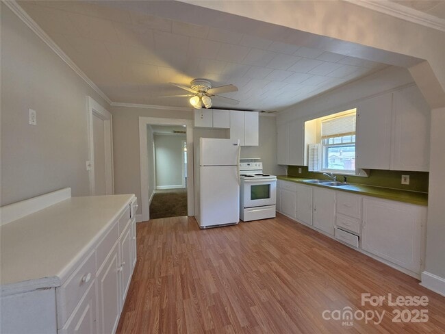 432 Jackson Park Rd in Kannapolis, NC - Building Photo - Building Photo